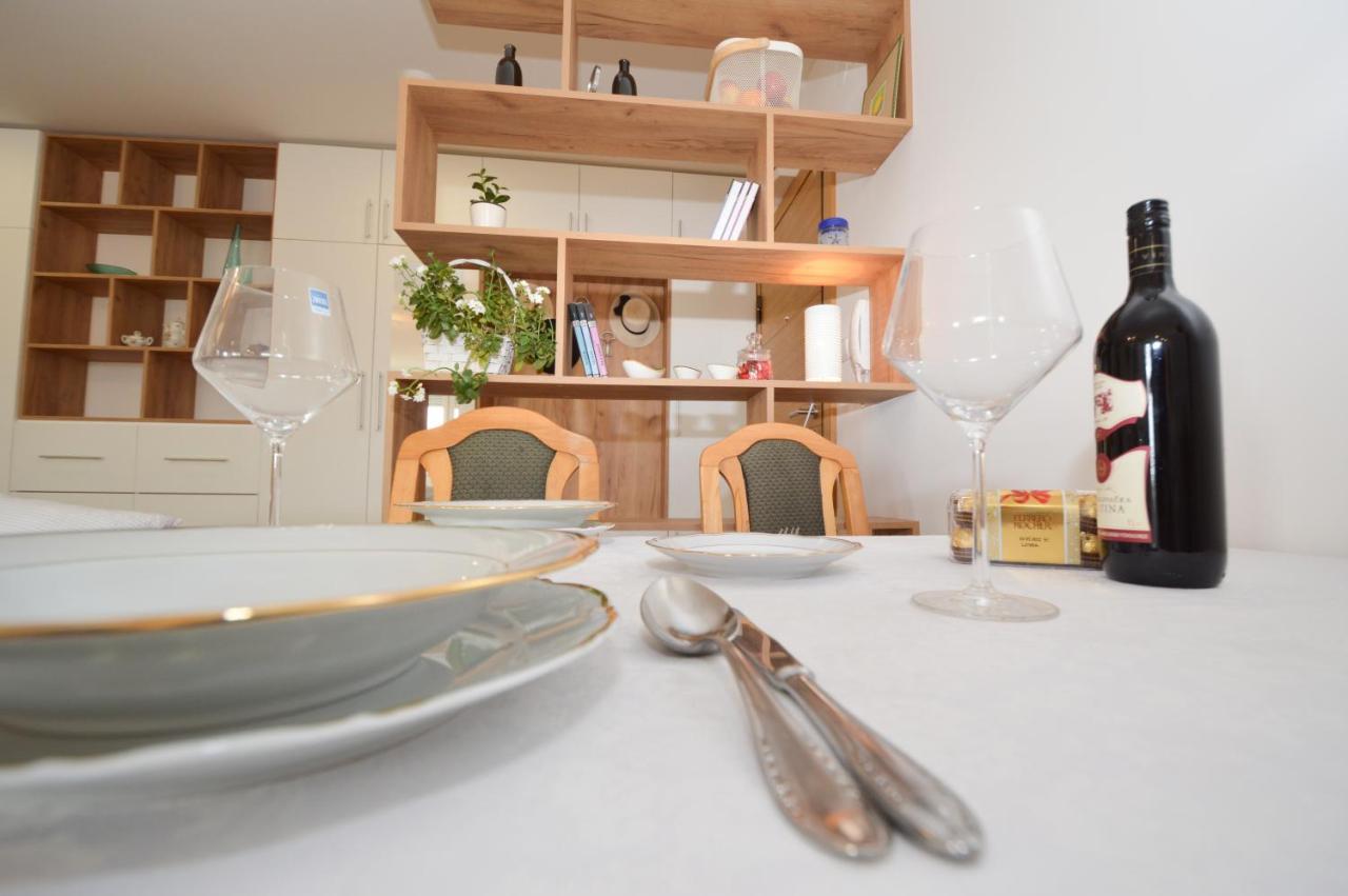 Shine24 - Spacious And Bright Apartment - New نوفي ساد المظهر الخارجي الصورة