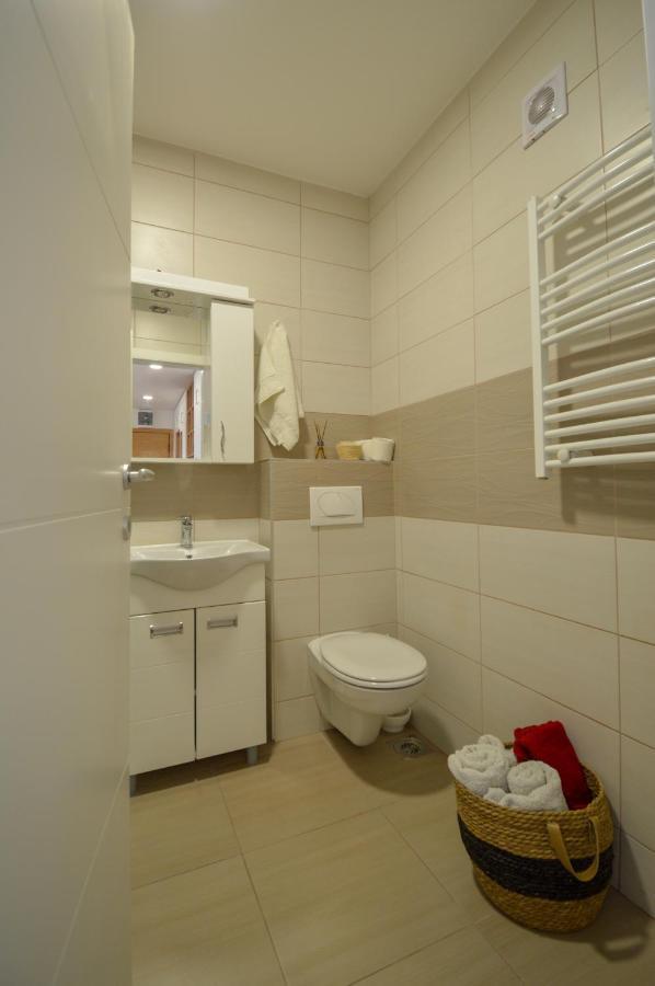 Shine24 - Spacious And Bright Apartment - New نوفي ساد المظهر الخارجي الصورة