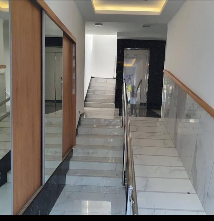 Shine24 - Spacious And Bright Apartment - New نوفي ساد المظهر الخارجي الصورة